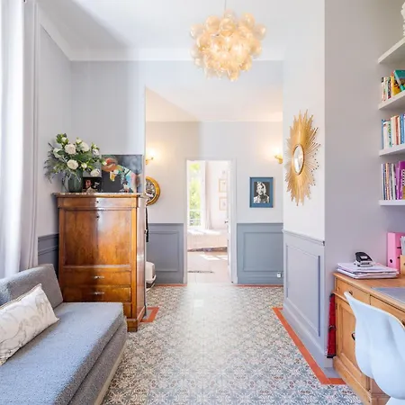Isabelle By Terrys Homes * Le Cannet